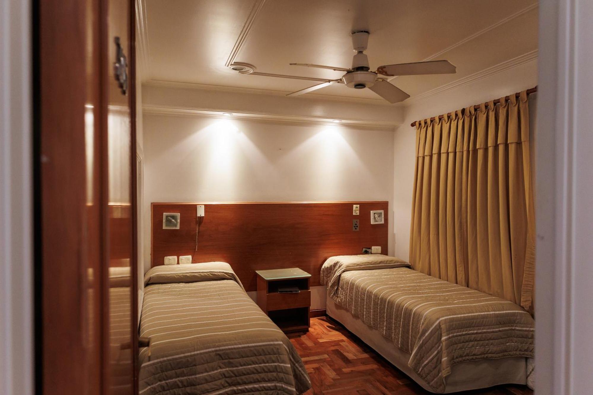 Hotel Petit Córdoba Luaran gambar
